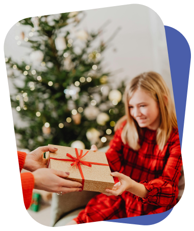 Дівчина з подарунками