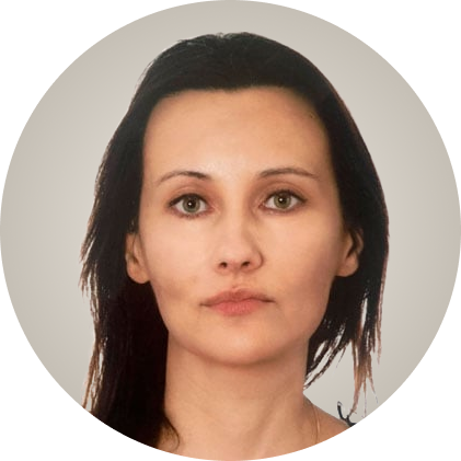 Dr. Anna Pacholec
